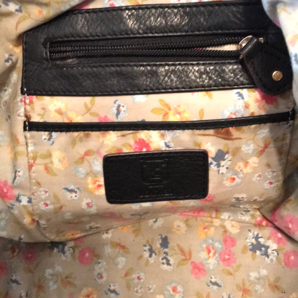 Liz Claiborne Leather - Picture 6 of 7